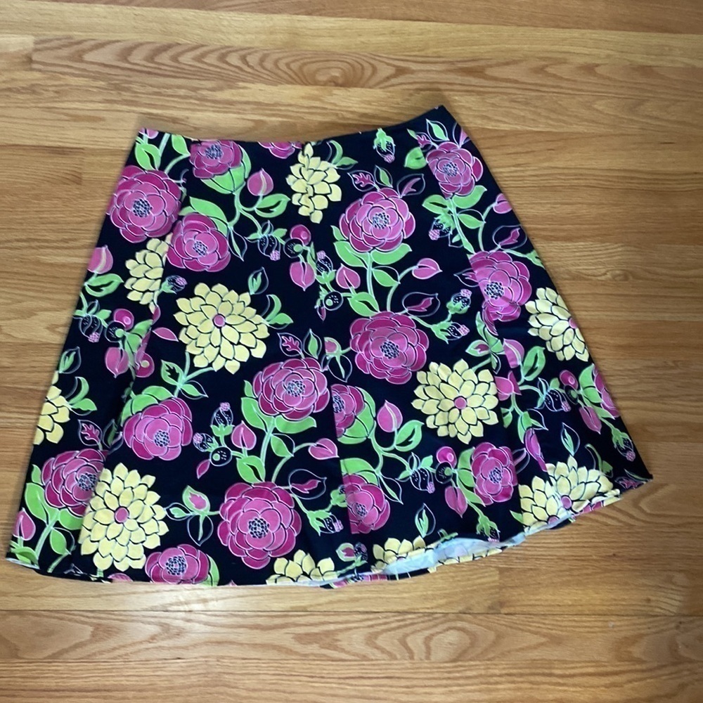 Notations Flare Skirt - Picture 2 of 4